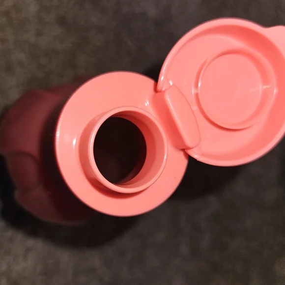 Tupperware - Picture 2 of 2